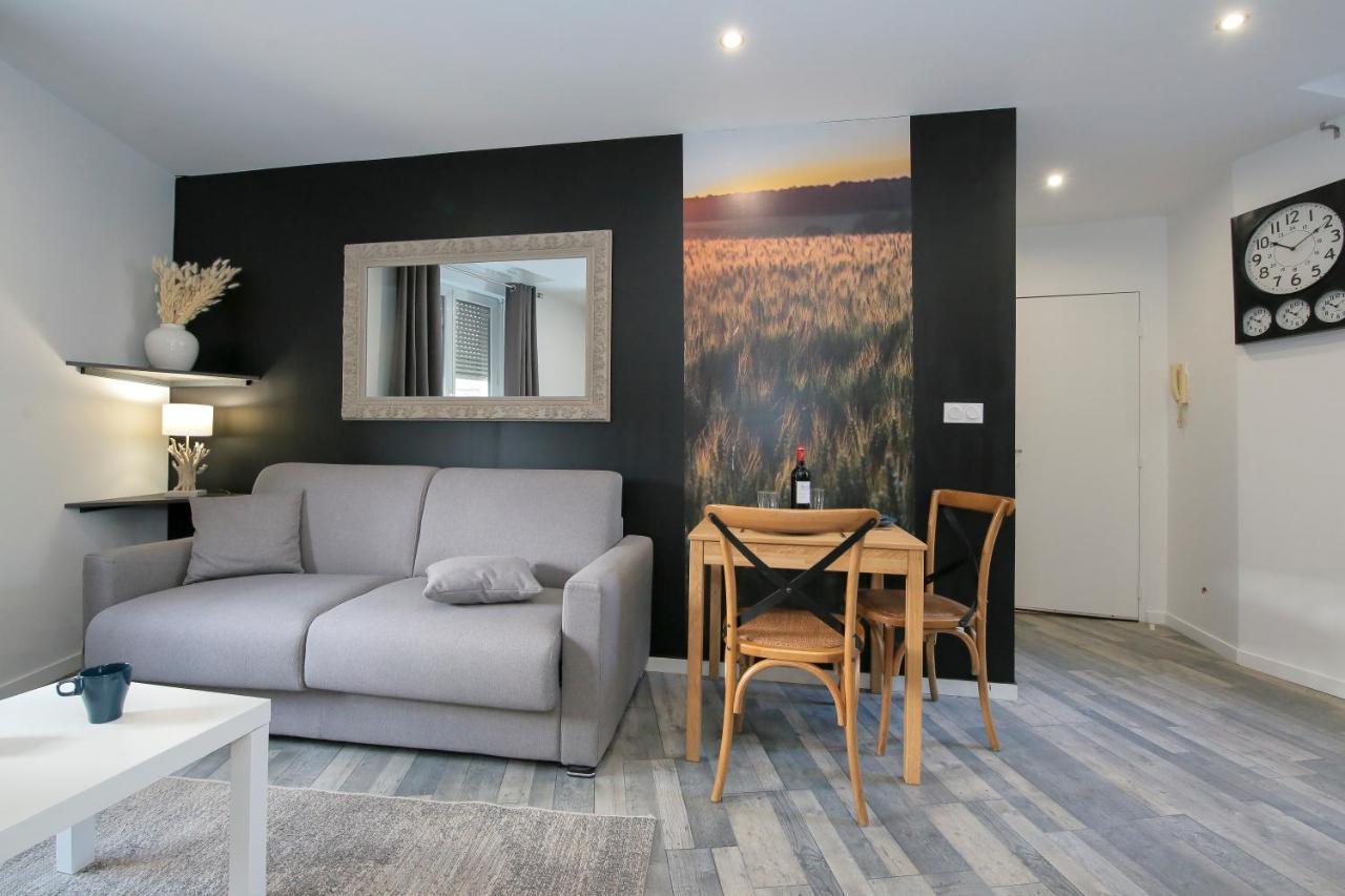 Les Champs, T2 Hypercentre Chic Et Cosy Wifi Par Sovalfi Lägenhet Saint-Etienne  Exteriör bild